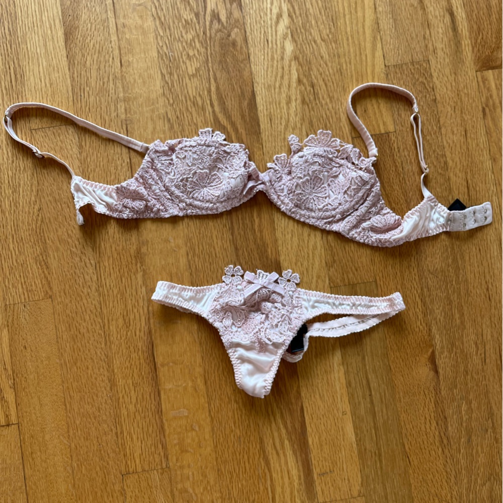Agent Provocateur Soirée pink bra and matching thong